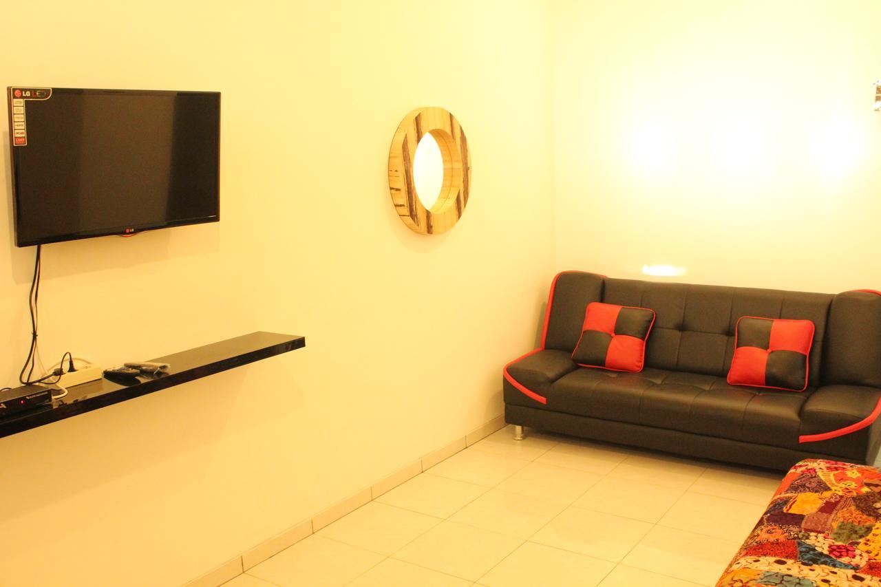 The Wayang Homestay Yogyakarta Exterior photo